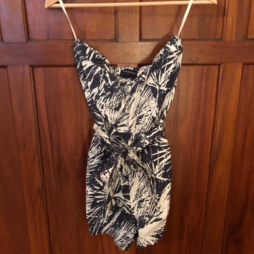 Banana Republic strapless linen romper